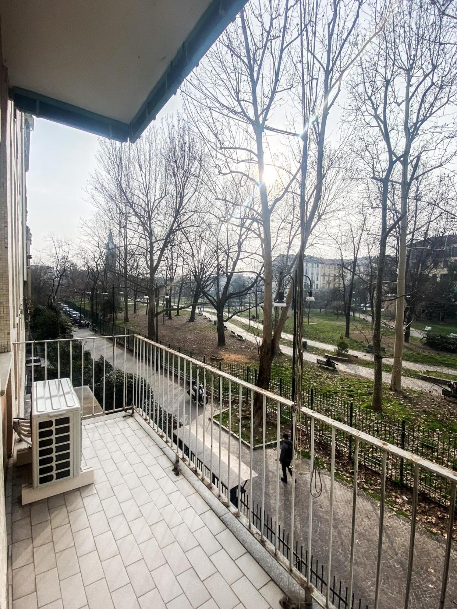 Molino Cozy Apartment With Park View In Downtown Milano Eksteriør bilde